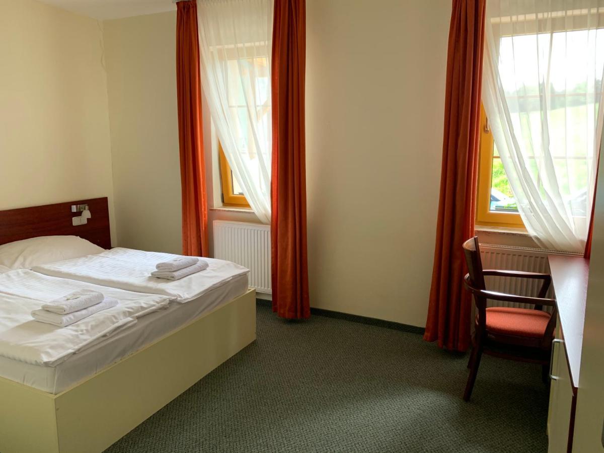 Aparthotel Ochsendorf Horní Blatná Екстериор снимка