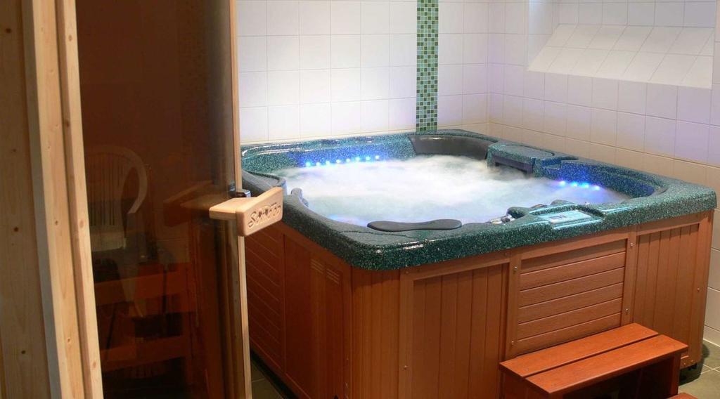 Aparthotel Ochsendorf Horní Blatná Екстериор снимка