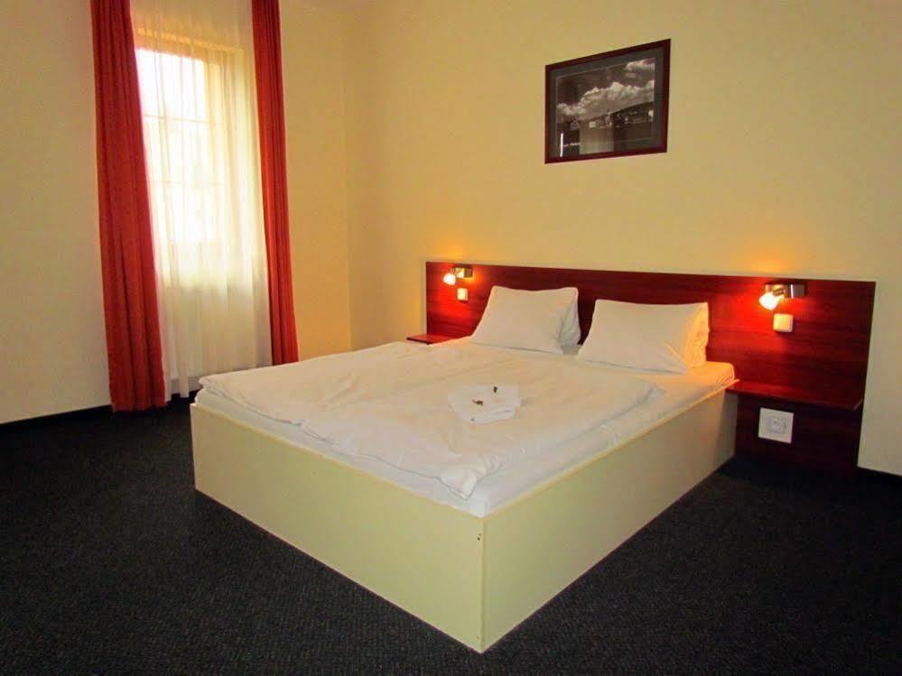 Aparthotel Ochsendorf Horní Blatná Екстериор снимка